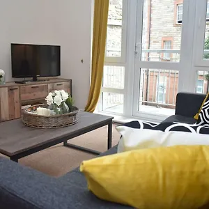 Brunswick Road - Spacious 3br 10 Minutes From Princes Street Apartment Edinburgh